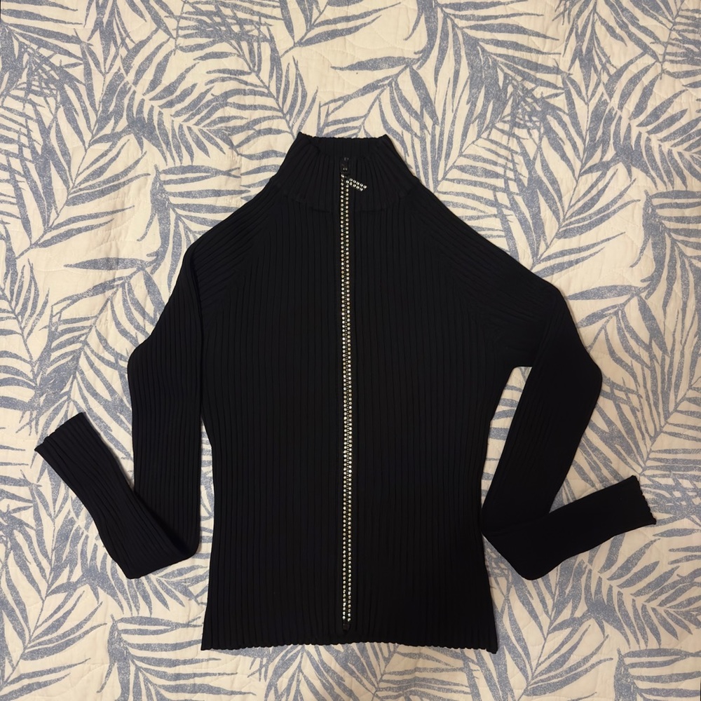 Sweater with rhinestone zipper